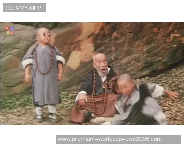 足球场上的搞笑乌龙瞬间让人捧腹大笑的趣事回顾