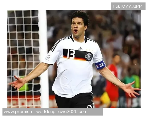 足球大师巴拉克进阶之路：从球场新星到传奇教练的成长历程